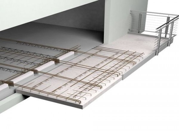 Balcon en béton à Leyvaux à Leyvaux