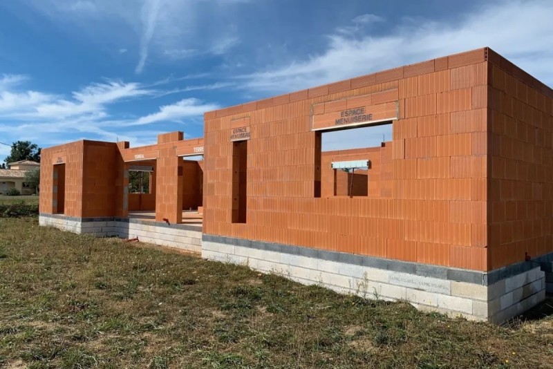 Construction de maison en briques isolantes à Saint-Julien-en-Genevois (74)
