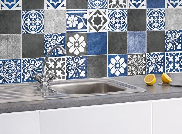 Carrelage Décoratif à La Celle-sous-Chantemerle : Personnalisez Votre Intérieur avec Style