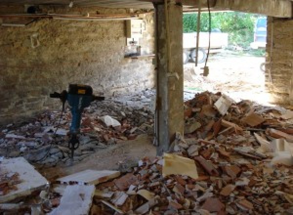 Démolition intérieure à Chanteloup