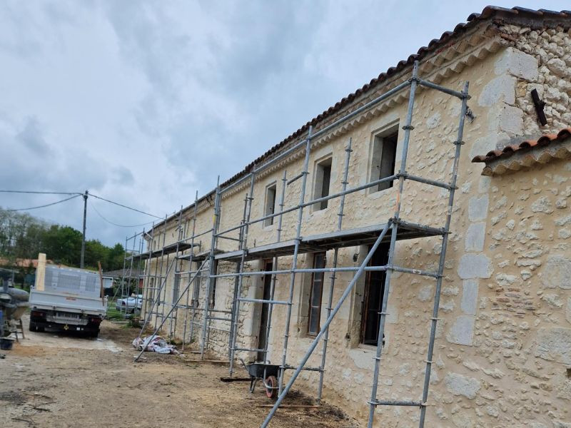 Réalisation d'une rénovation de façade en pierre