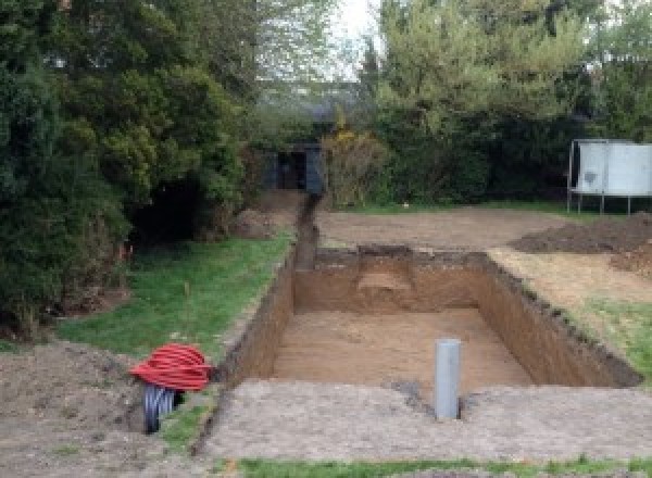 Terrasse et piscine à Belhomert-Guéhouville
