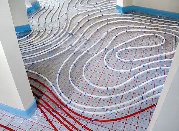 Installation Domotique et Équipements Électriques à Chamousset : Alarme, Portail, Chauffage