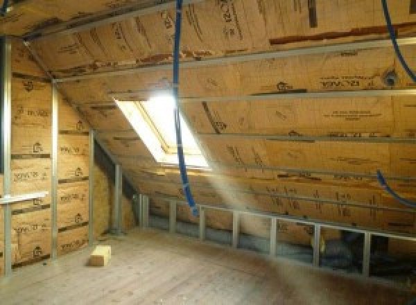Isolation des sous-rampants de toiture à Arras