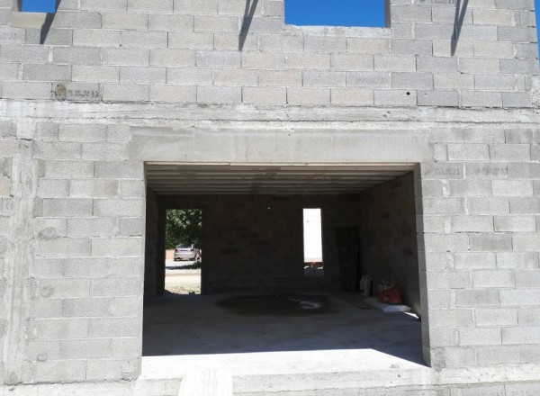 Linteau béton à Mane à Mane