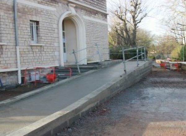 Rampe d'accès en béton à Meauzac (82)
