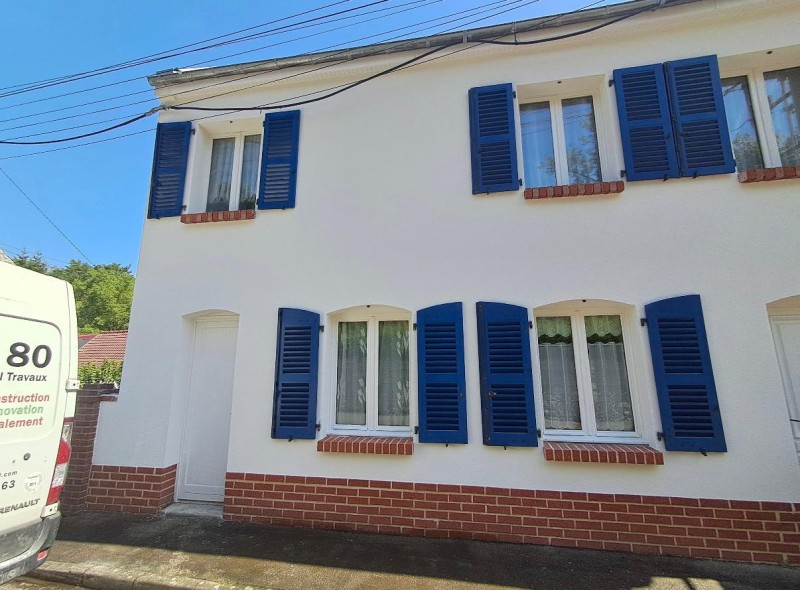 Rénovation de façade en brique à Hargicourt
