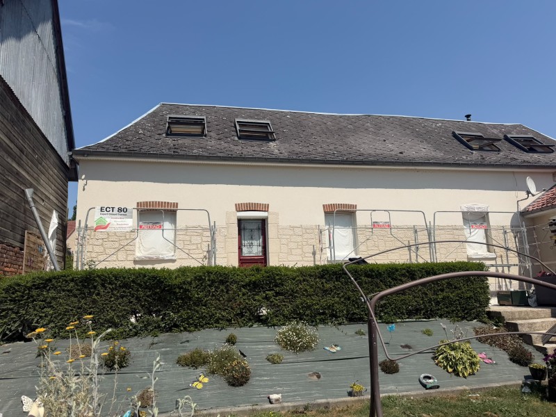 Rénovation de façade en brique à Saint-Fuscien