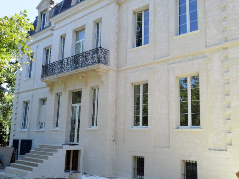 Rénovation d'une façade pierre de château de 140 m2 à Houlgate