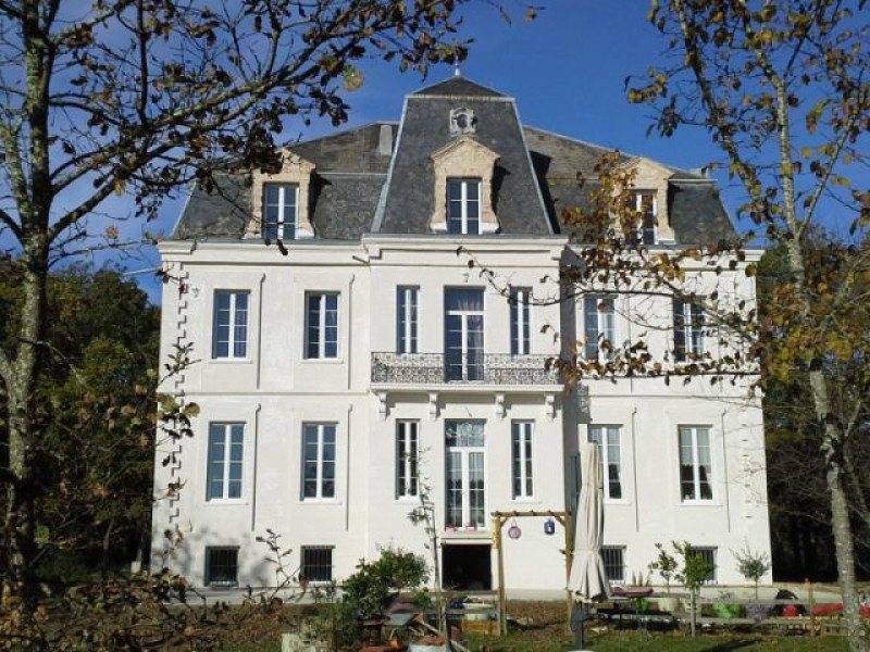 Rénovation de façade en pierre à Cormelles-le-Royal