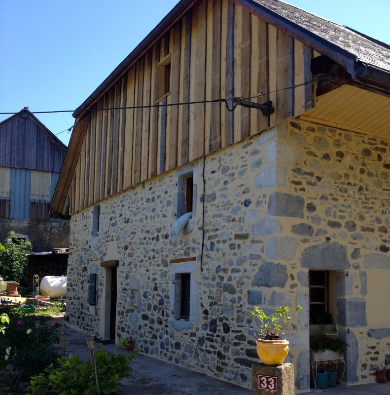 Rénovation de façade en pierre à Peyriat