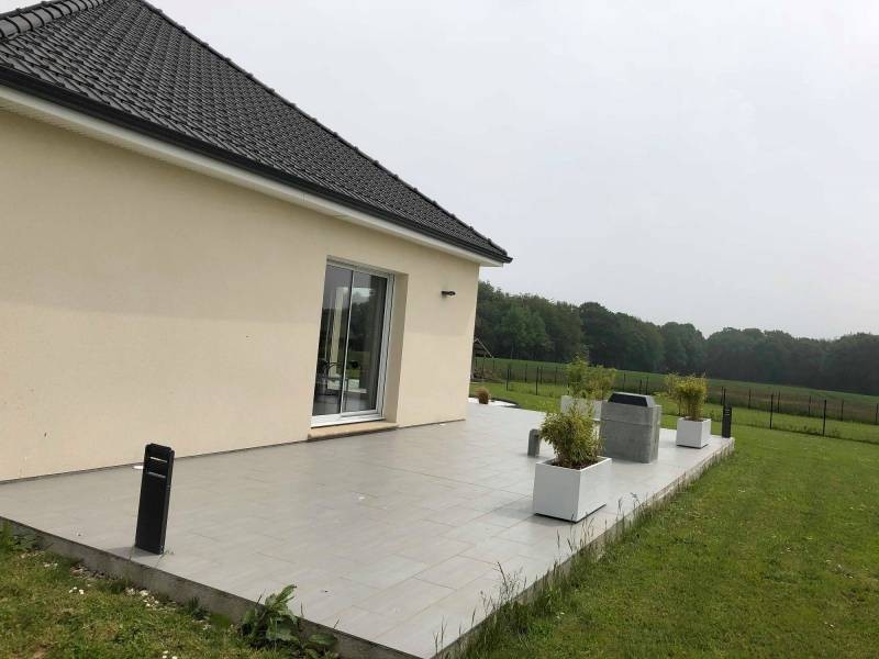 Dalle béton / terrasse béton  à Caen