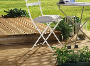 Terrasse en bois : en lames ou en dalles à Saint-Saturnin