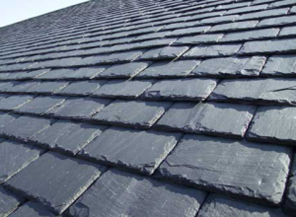 Travaux de couverture en ardoises naturelles