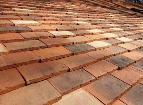 Travaux de couverture en tuiles plates à Laas